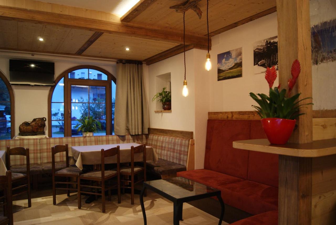 Guesthouse Rungg Бадія Екстер'єр фото