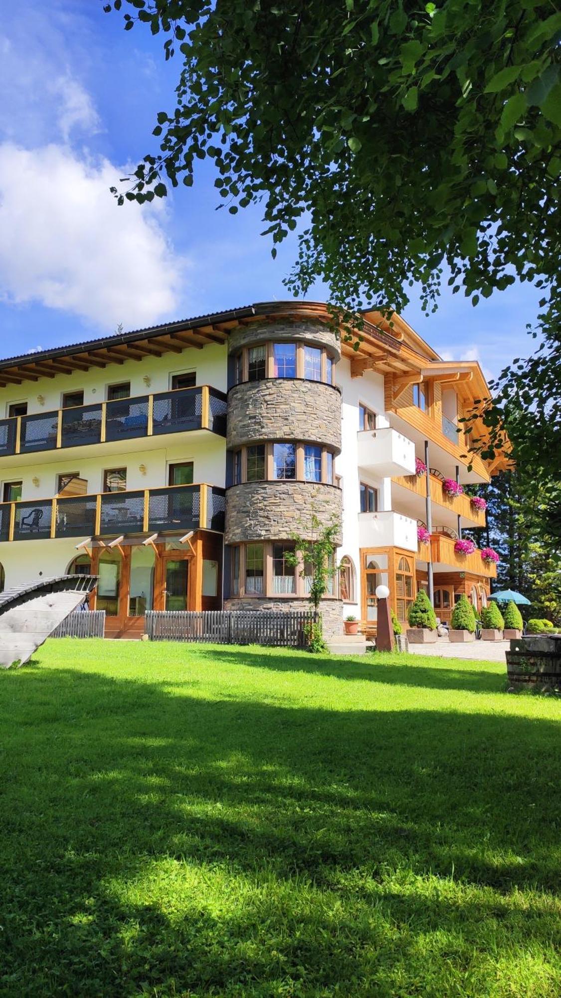 Guesthouse Rungg Бадія Екстер'єр фото
